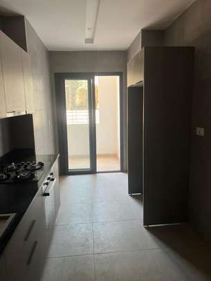 Appartement F4 à louer au Point E image 11