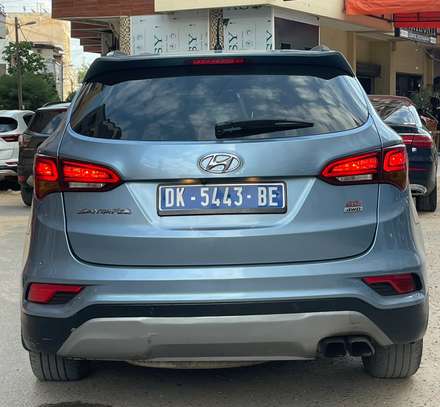 HYUNDAI Santa Fe  Année : 2017 image 2