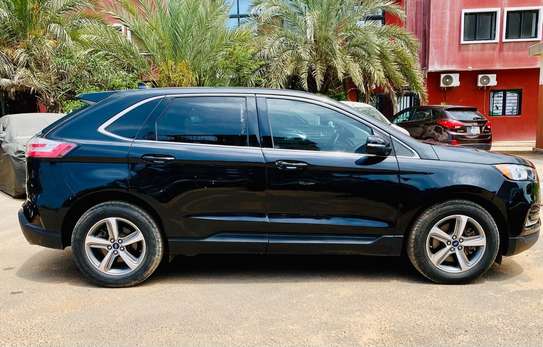 LOCATION FORD EDGE TITANIUM 4 CYLINDRES image 8