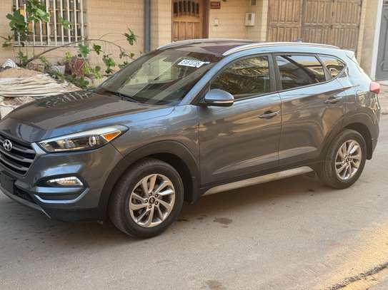 Hyundai Tucson 2.0 image 3