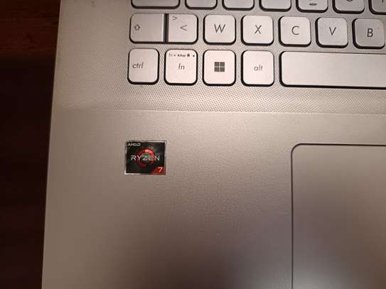Asus Vivo Book 17  avec souris image 5