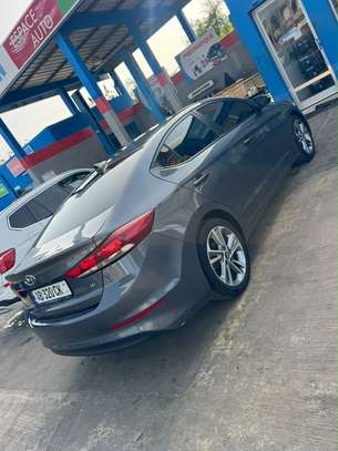 Hyundai Avante 2017 image 3