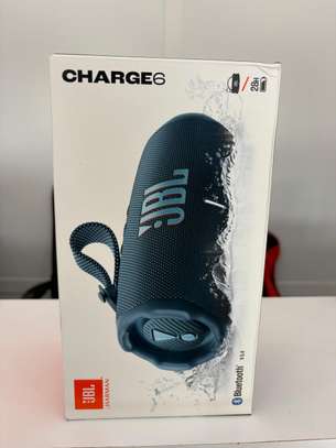 JBL Charge 6 enceinte Bluetooth étanche noir/violet/bleu image 2