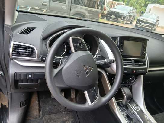 Mitsubishi éclipse cross noire image 8