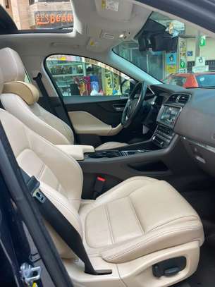 JAGUAR F PACE DIESEL 2017 image 2