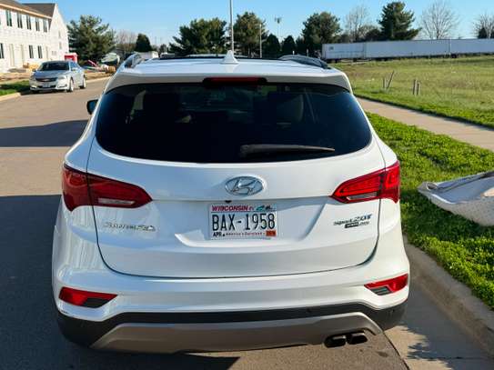 Hyundai Santafee Ultimate 2017 image 3