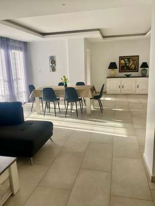 Appartement Meublé au Plateau image 2