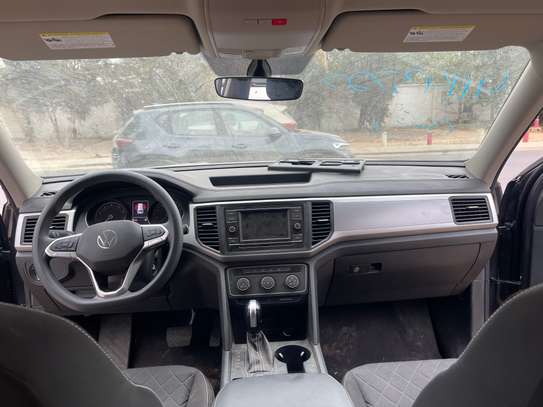 Volkswagen Atlas image 3