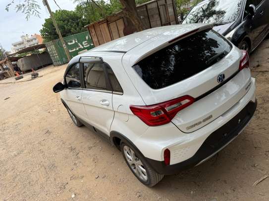 SUV Électrique BAIC EC5 image 6