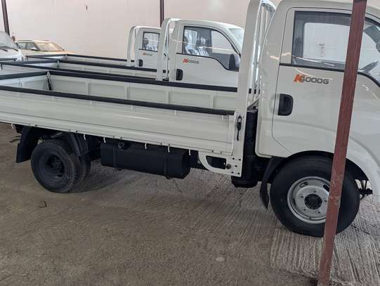Kia k4000g utilitaire image 7