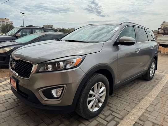Kia Sorento AWD image 2