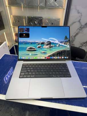 MacBook Pro M1 Pro 16 Pouces Ram 32Go SSD 1To image 6