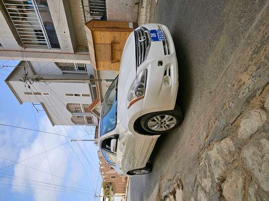 Nissan Altima image 12