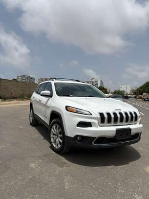 À vendre Jeep Cherokee image 2
