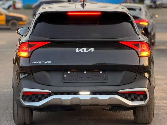 kia Sportage noire design moderne éclairage led image 12