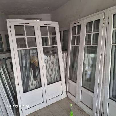 Porte pvc antibruit double vitrage image 2