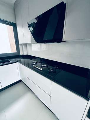 PENTHOUSE F5 A LOUER A NGOR image 3