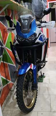 A vendre Honda Africa Twin 1100cm3  manuel image 13