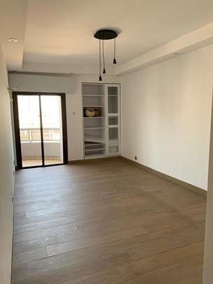 Appartement haut standing au Plateau image 7