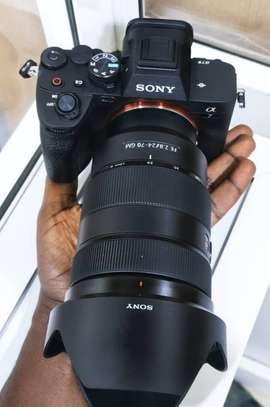 Sony Alpha A7 iv 24-70 F2.8 GM image 4