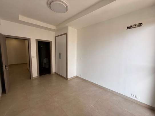A LOUER - APPARTEMENT DE TYPE F4 - POINT-E image 7