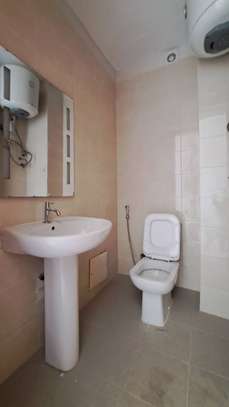 3 CHAMBRES A LOUER A NGOR-ALMADIES image 9