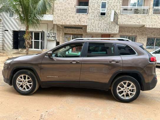 Jeep cherocké 2015 image 8
