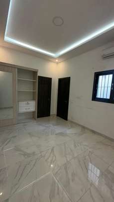 Appartement F5 à louer à Yoff Virage image 5
