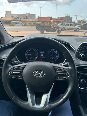 Hyundai sandale full options image 4
