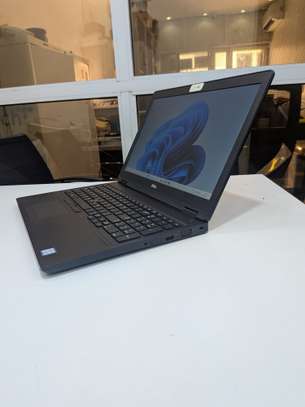Dell 5580 i7  7ieme  16g de ram 256 image 4