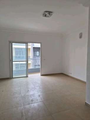 Appartements modernes à Dieuppeul de 3 chambres et salon image 10