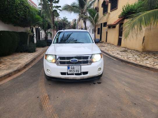 Ford Escape carré année 2012 image 2