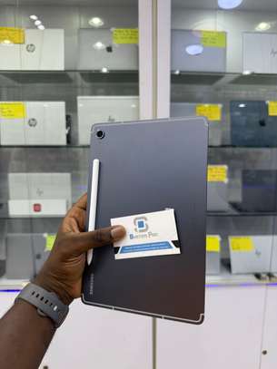 Samsung Galaxy Tab S10 image 4
