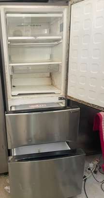 Réfrigérateur combiné inox 3 portes garantie 10 ans image 2