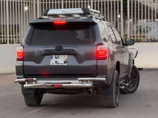 TOYOTA 4-RUNER image 10