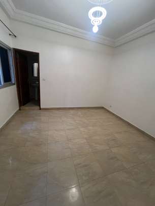 Joli appart F3 à Ngor image 3