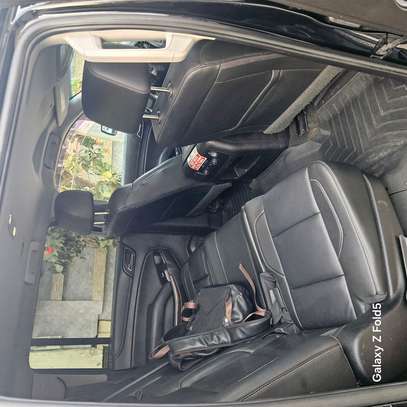 Chevrolet suburuban LTZ 2017 full options 8 clinder image 7