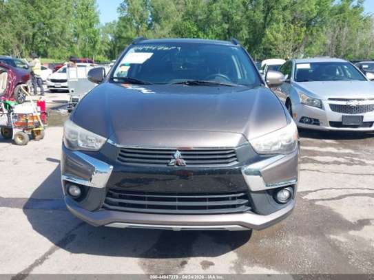 MITSUBISHI OUTLANDER SEL image 10