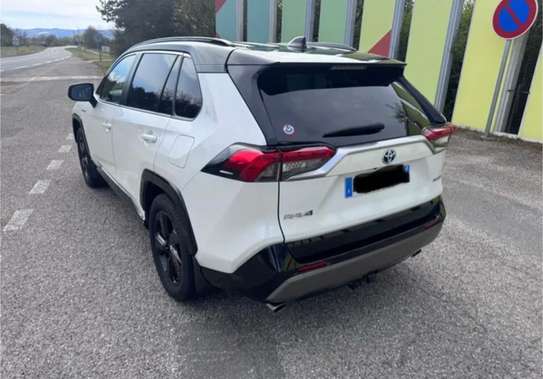 Toyota RAV4 Hybride Blanc SUV 2021 Économique image 2