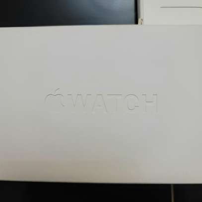 Apple watch series 11,  boite complète +autres accessoires image 7
