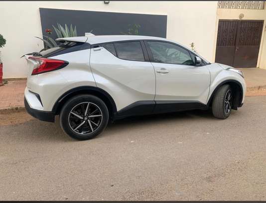 Magnifique Toyota C-hr 2021 image 9