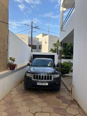 Jeep grand cherokee 2012 image 3
