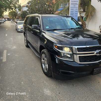 Chevrolet SUBURBAN image 7