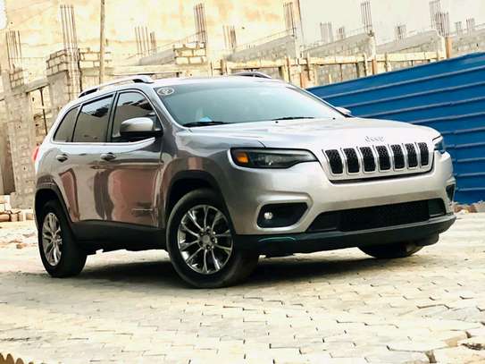 JEEP CHEROKEE image 4