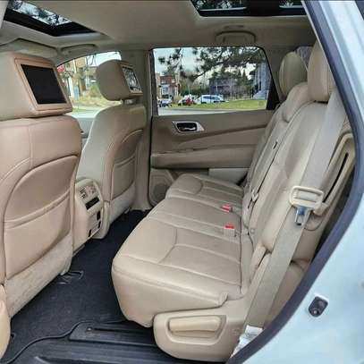 NISSAN PATHFINDER PLATINIUM VIP image 2