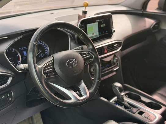 Hyundai Santafe 2019 image 7