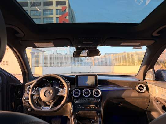Mercedes Glc 300 image 9