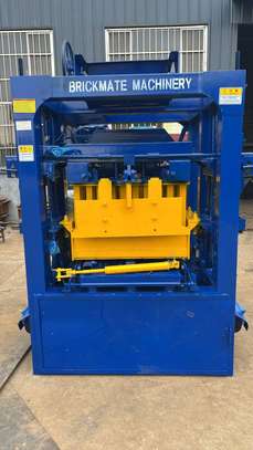 Machine fabrication brique QT4-24 Block semi auto NEUVE ! image 2
