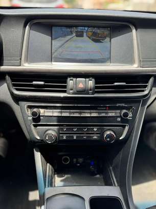 KIA Optima S image 4