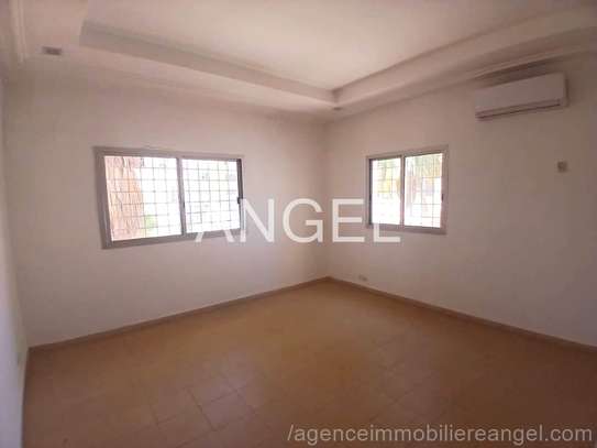 Ref_7261_AH F4 à usage de bureaux à louer à Sacré-Cœur 1 image 7